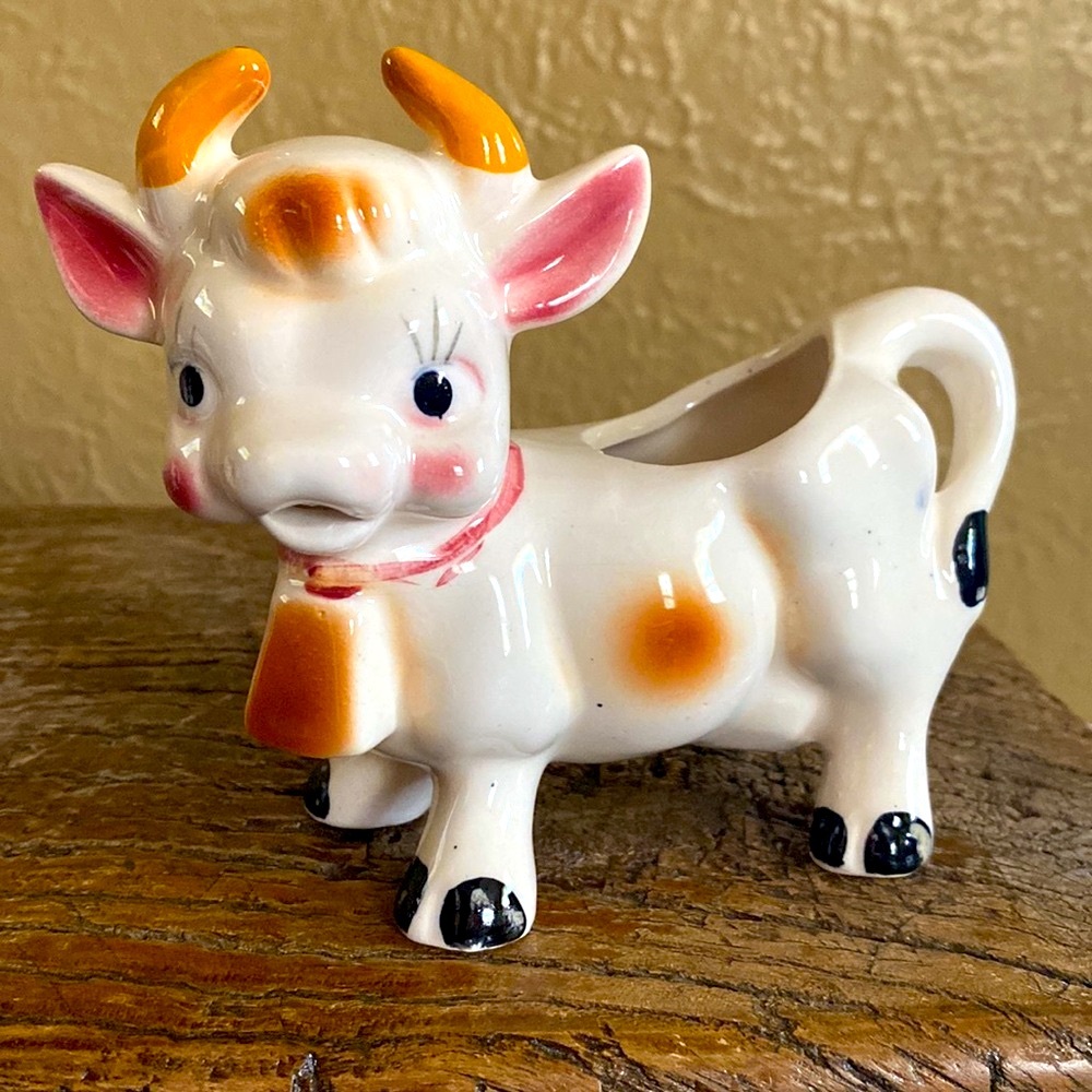 🐂Vintage🐂Cow Creamer & Salt & Pepper Shaker Set - Picture 2 of 11